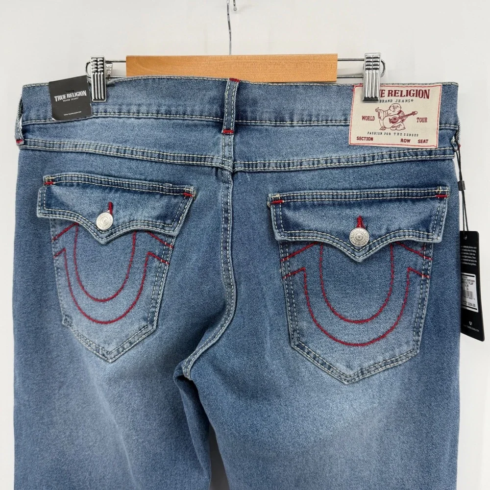 $204 NEW True Religion Geno Big T Flap Relaxed Slim Jeans Light Wash 36 34x32